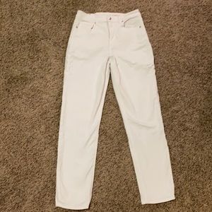 American Eagle Mom Jean